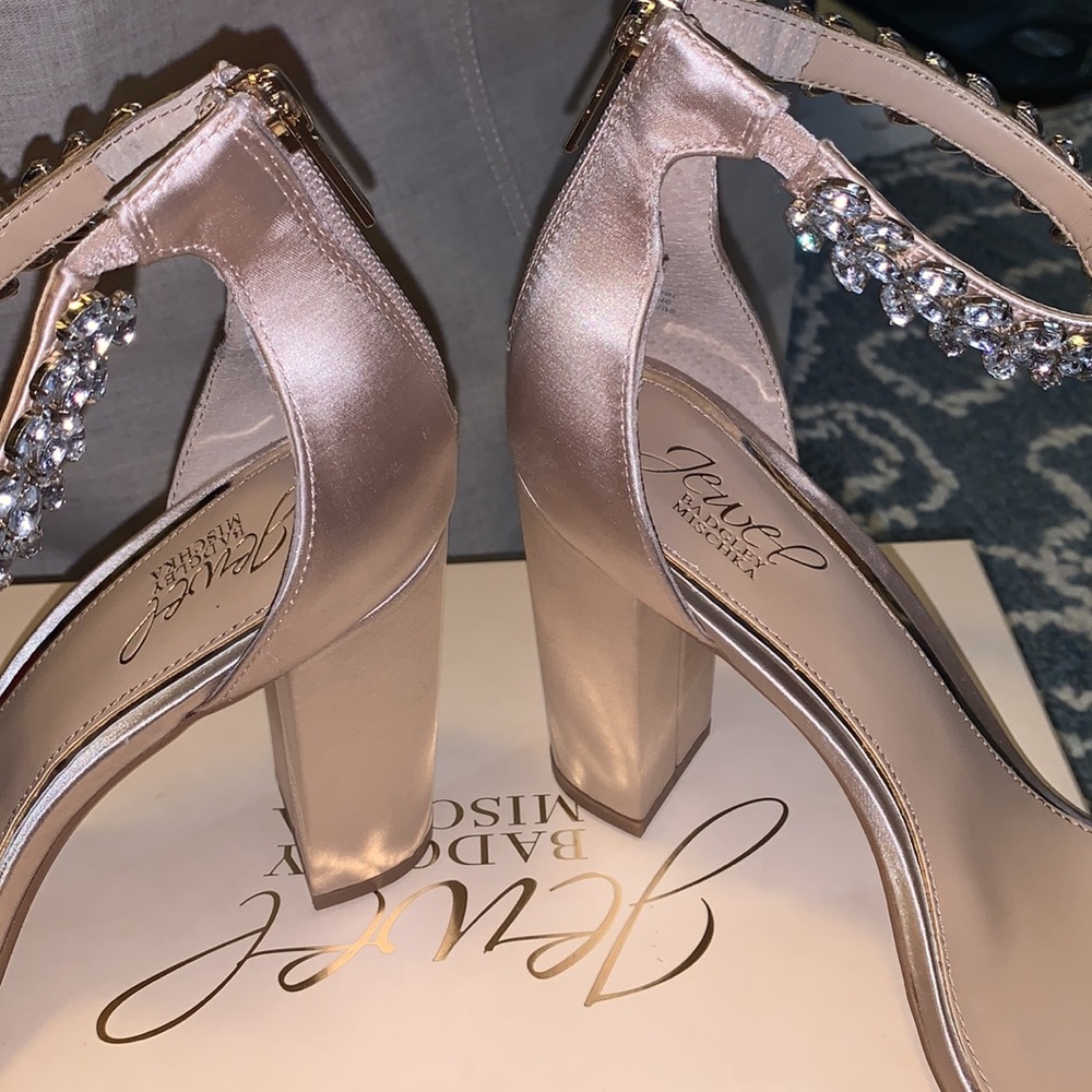 Jewel Badgley Mischka Mayra Ankle Strap Heels - Picture 11 of 12